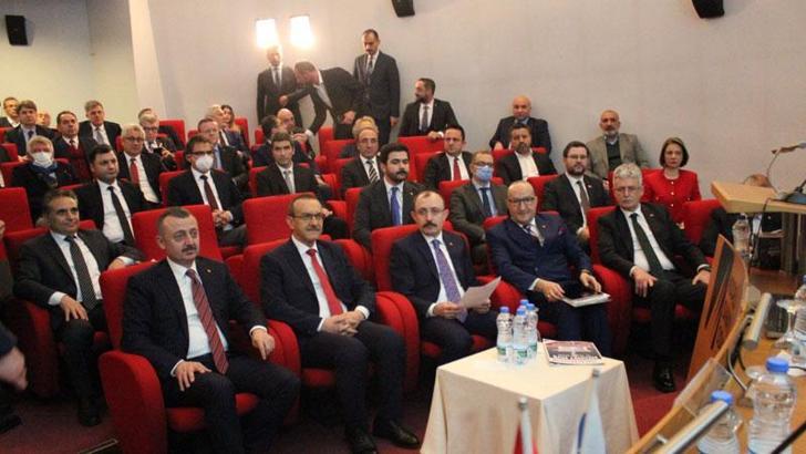 Bakan Muş, Kocaeli'nde iş insanlarıyla buluştu