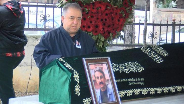 Yönetmen Yalçın Yelence son yolculuğuna uğurlandı