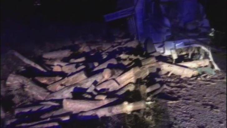 Konya'da kardeşlerin kullandığı kamyonlar çarpıştı: Baba- oğul öldü