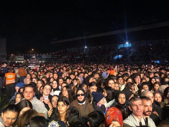 Bahçelievler’de Sefo konserine yoğun ilgi