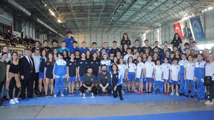 Paletli Yüzme Bireysel Kış Şampiyonası rekor katılımla sona erdi