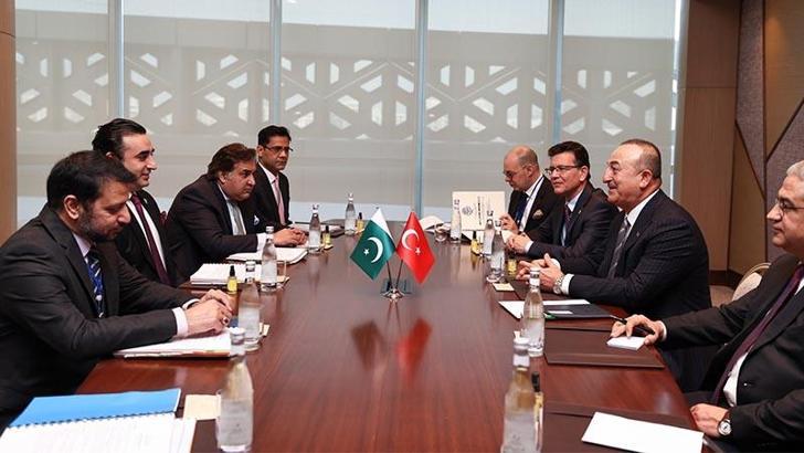 Bakan Çavuşoğlu Özbekistan'da