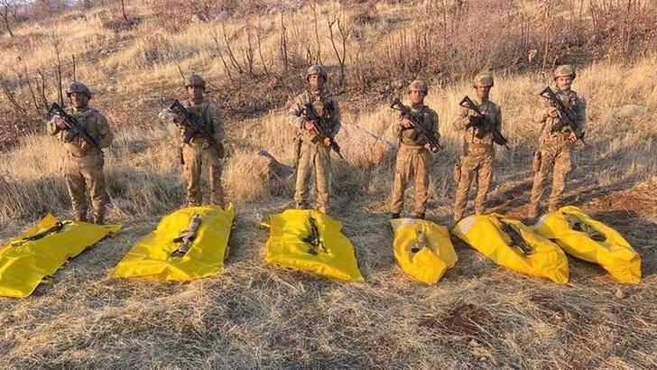 Bakan Soylu, 6 teröristin ölü ele geçirildiğini açıkladı