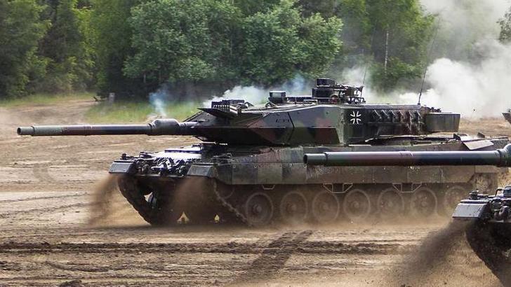 Germany decided to send Leopard 2 tanks to Ukraine