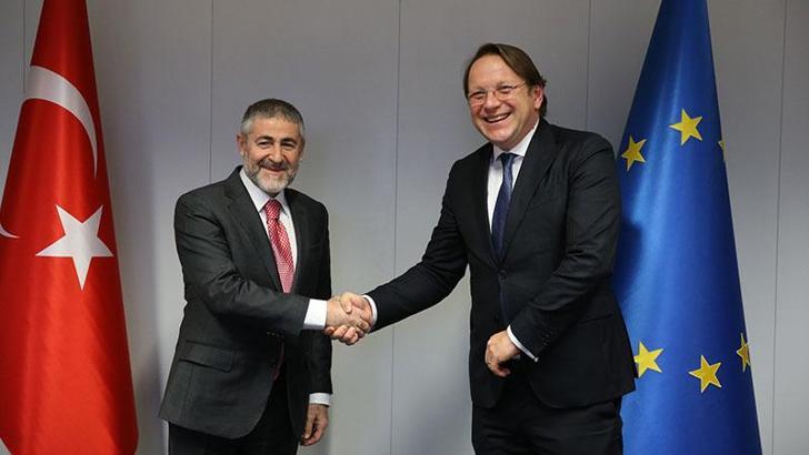 Bakan Nebati, Genişlemeden Sorumlu AB Komiseri Varhelyi ile görüştü