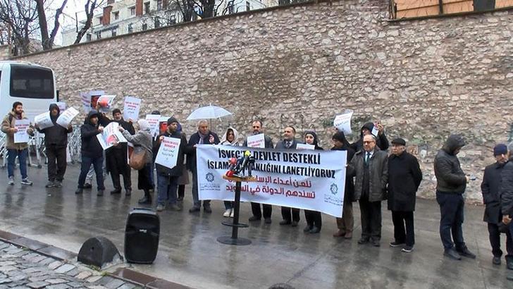 Arap sivil toplum örgütleri Kur'an-ı Kerim'in yakılması olayını protesto etti