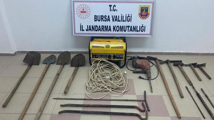 Bursa'da define için kaçak kazıya 2 tutuklama