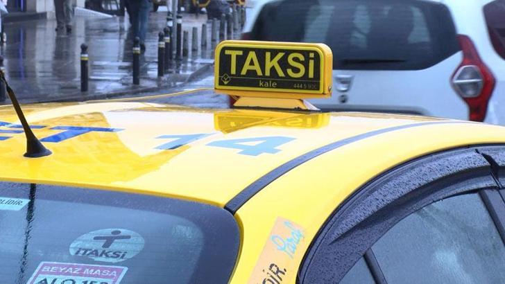 Taksilerde "akıllı tepe lambası" tartışması