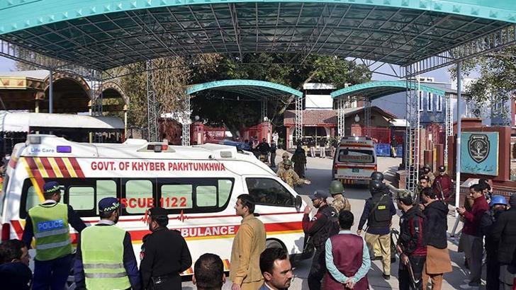 Pakistan’da cami saldırısında can kaybı 83’e yükseldi