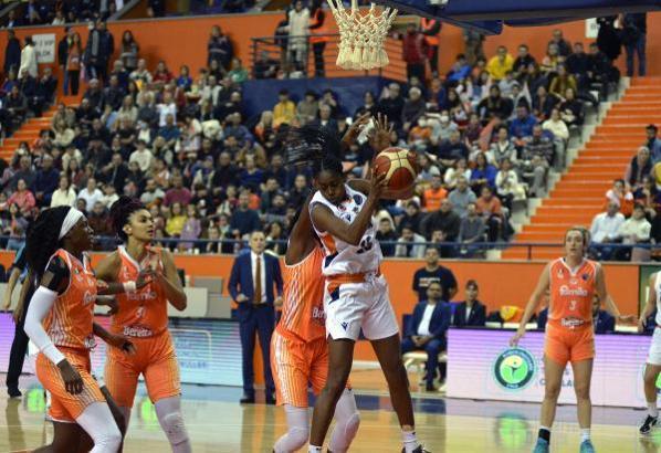 ÇBK Mersin Yenişehir Belediyesi - Famila Schio: 79-67