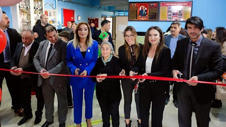 İzmir'den Mardin'e kitaplarla kurulan dostluk