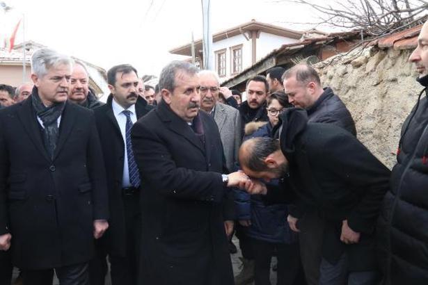 Destici’nin babasının cenazesi, evine getirildi