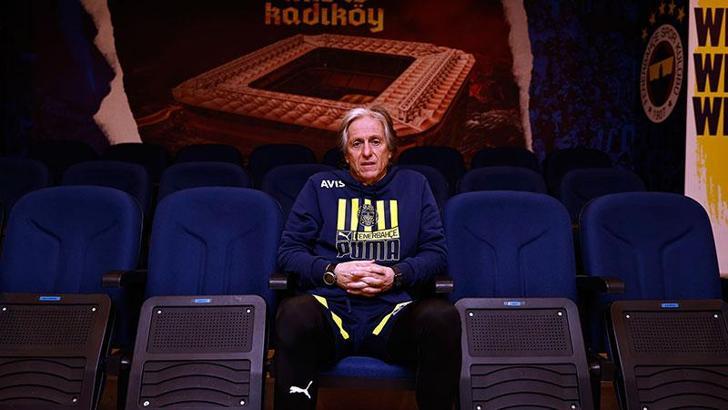 Jorge Jesus: Lig yarışı adil ilerlerse, biz zaten yeniden ilk sırayı alırız