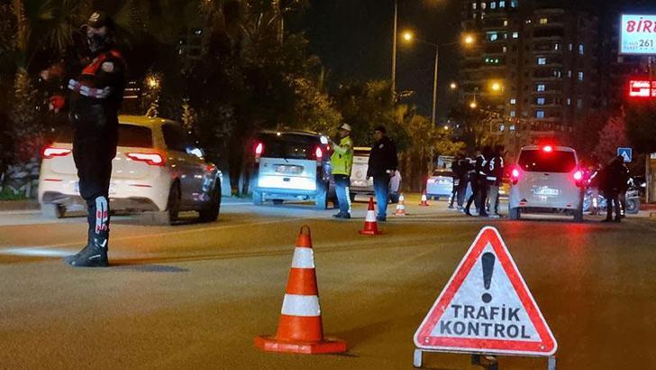 Adana’da 2 bin polisle dron destekli asayiş uygulaması: 61 şüpheli yakalandı