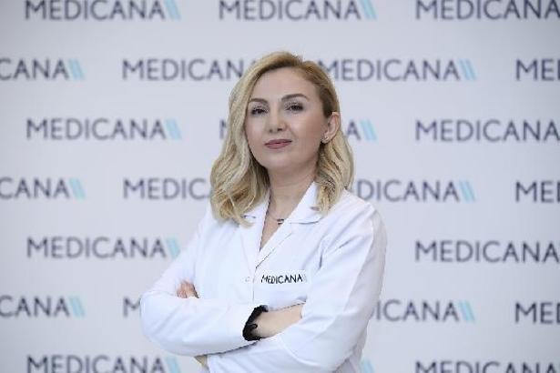 "HPV aşısı rahim ağzı kanserinden koruyor"