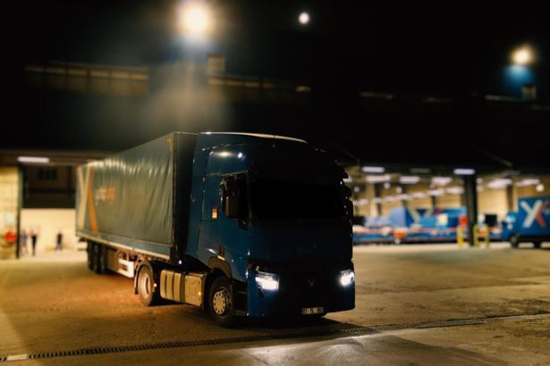 Yurtiçi Kargo, deprem yardımlarını ücretsiz taşıyacak