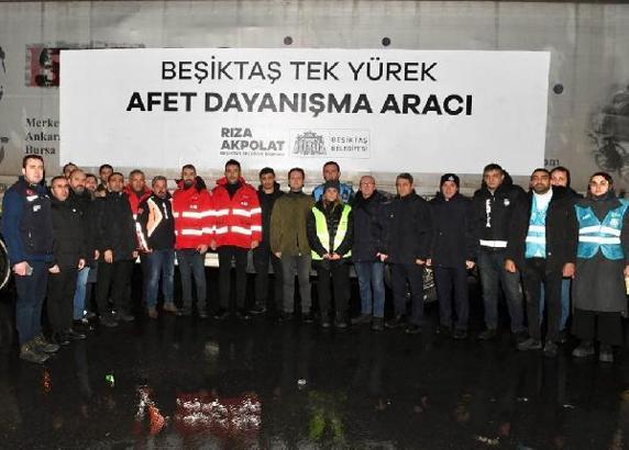Beşiktaş'ta toplanan yardımlar deprem bölgesine gönderildi