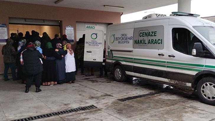 Depremde hayatını kaybeden 10 kişinin cenazesi memleketleri Ordu'ya getirildi