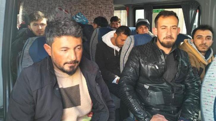 Ermenek'te 15'i emekli madenci, 50 gönüllü deprem bölgesine gitti