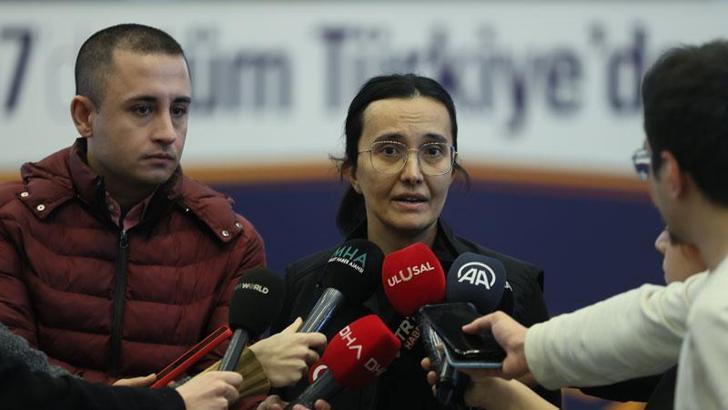 Deprem bölgesinde kurtarma çalışmaları, AFAD merkezinden yönetiliyor