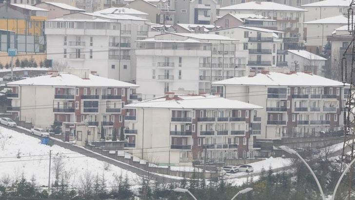 Emlakçılar ev sahipleriyle görüştü, depremzedeler için 100 ev hazırlandı