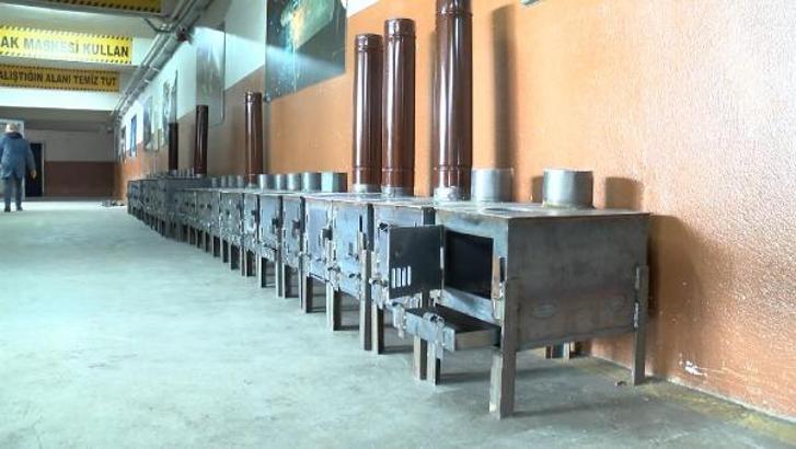 Pendik ve Ümraniye'de meslek liselerinden depremzedelere soba yardımı