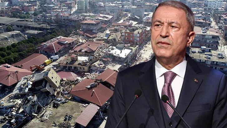 Bakan Akar: 25 bin Mehmetçik deprem bölgesinde görev yapıyor