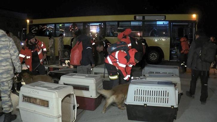 İspanyol arama kurtarma ekibi kargo uçağıyla İstanbul’a döndü