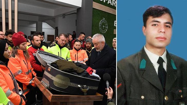 Dağlıca şehidi uzman çavuşun eşyaları depremzedelere gönderildi