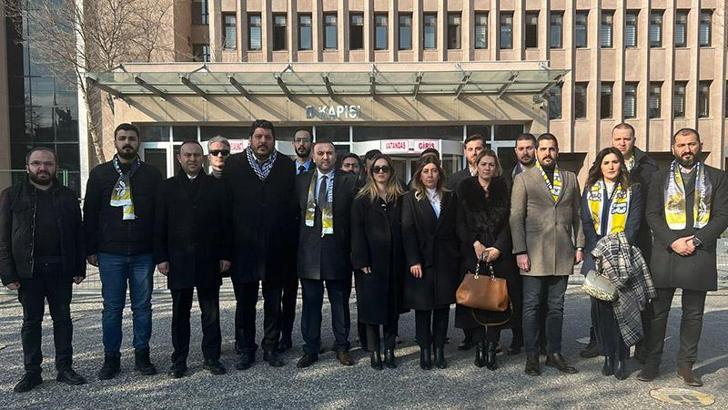 Beşiktaş, Fenerbahçe ve Galatasaraylı hukukçulardan deprem için suç duyurusu