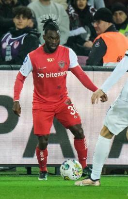 Hataysporlu Christian Atsu'nun menajeri: Canlı olarak çıkacağına inanıyoruz