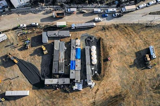 İGA, Hatay'da 350 konteyner ev kurmak için harekete geçti