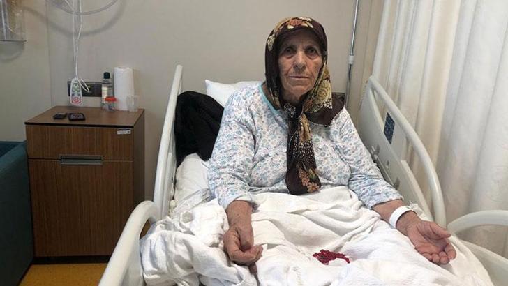 Adıyaman'da depreme hastanede yakalanan 84 yaşındaki Emine Kadıoğlu'nu hemşire kurtardı