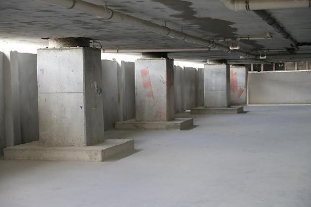 "Sismik izolatör yanal ivmenin üst katlara çıkmasını önlüyor"