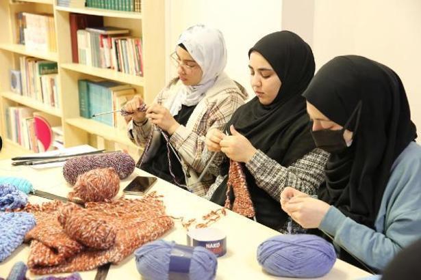 Uluslararası öğrenciler deprem bölgesi için seferber oldu