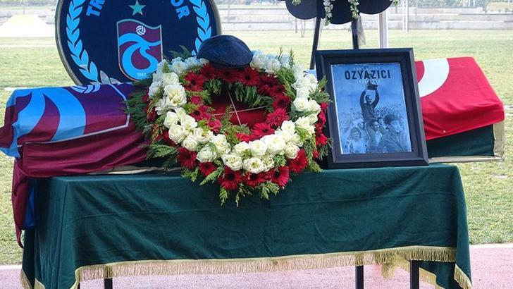 Trabzonspor'un efsanesi Ahmet Suat Özyazıcı için tören