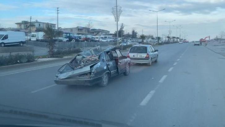 Enkaz altından çıkarılan araçla yolculuk
