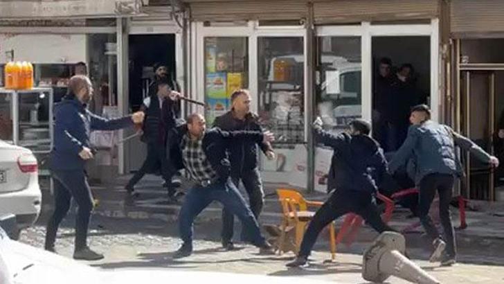 Şanlıurfa'da 10 kişinin yaralandığı kavga kamerada