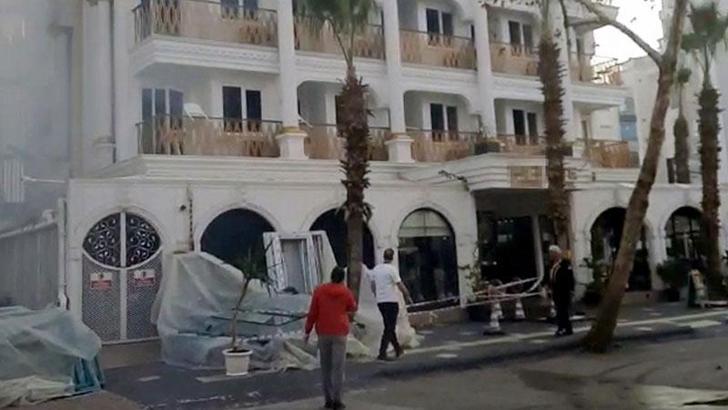 Depremzedelerin de kaldığı otelde çıkan yangın, kısa sürede söndürüldü