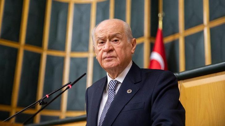 Bahçeli: Tribünler, siyasi sloganların atılacağı mekanlar olamaz