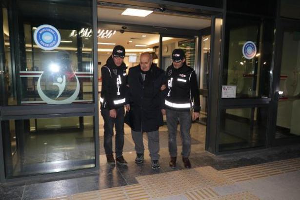 Rende Sitesi'nin sahibi: Kolon kesseydik zaten deprem öncesinde bina üzerimize düşerdi