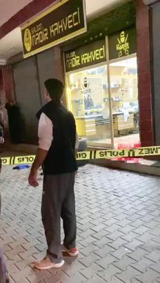 Adana'da berber ve kardeşi, silahlı saldırıda ağır yaralandı