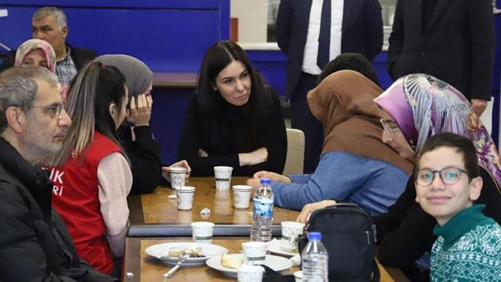 AK Parti Genel Başkan Yardımcısı Karaaslan: Bu süreci de el ele omuz omuza aşacağız