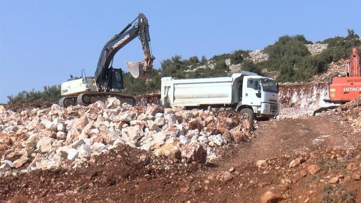 Kahramanmaraş’ta yeni konutlar için ilk kazma vuruldu