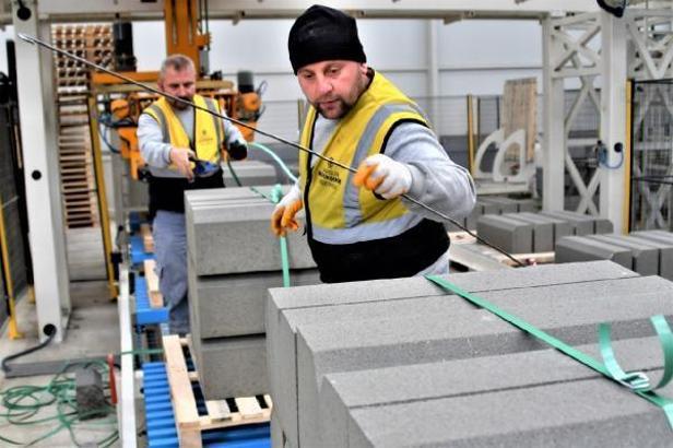 Büyükşehir Belediyesi kurduğu fabrika ile yatırımları hızlandırdı