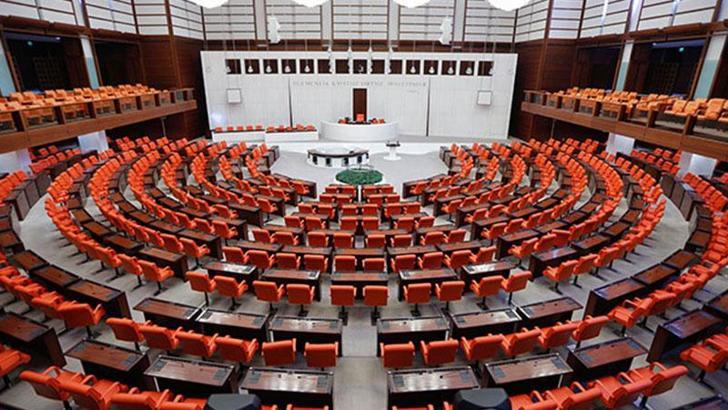 AK Parti, 24 maddelik yasa teklifini Meclis'e sundu