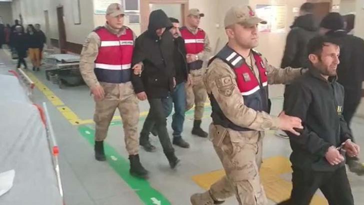 Bağ evinden hırsızlığa 3 tutuklama