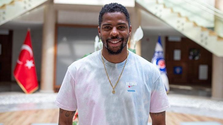 Kasımpaşa'nın Surinamlı savunmacısı Ryan Donk, DHA'ya konuştu