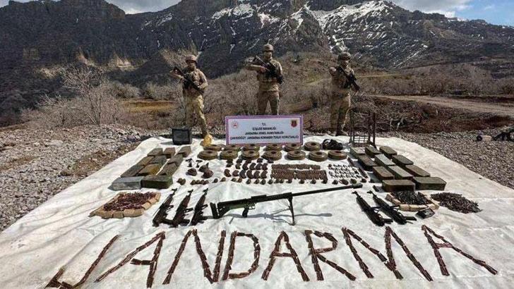 Şırnak'ta mühimmat dolu sığınak imha edildi