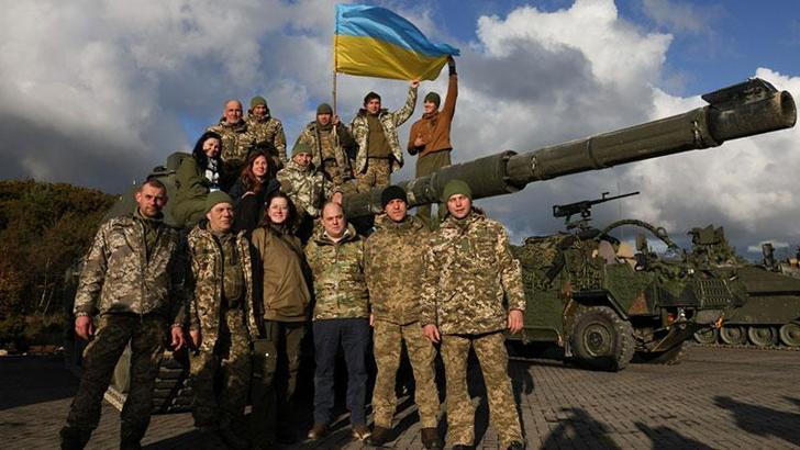 İspanya’da Ukraynalı askerlerin tank eğitimi bu hafta bitiyor